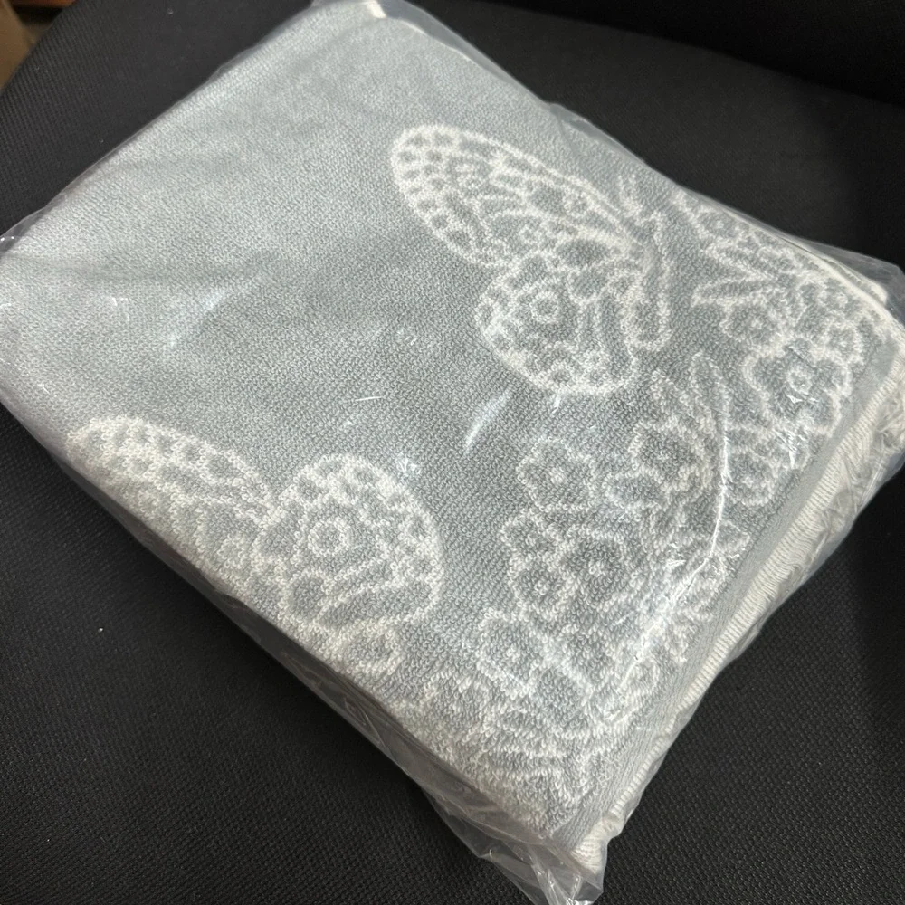 Pioneer Woman Silver Butterfly 4 Pack Hand Towel Bundle